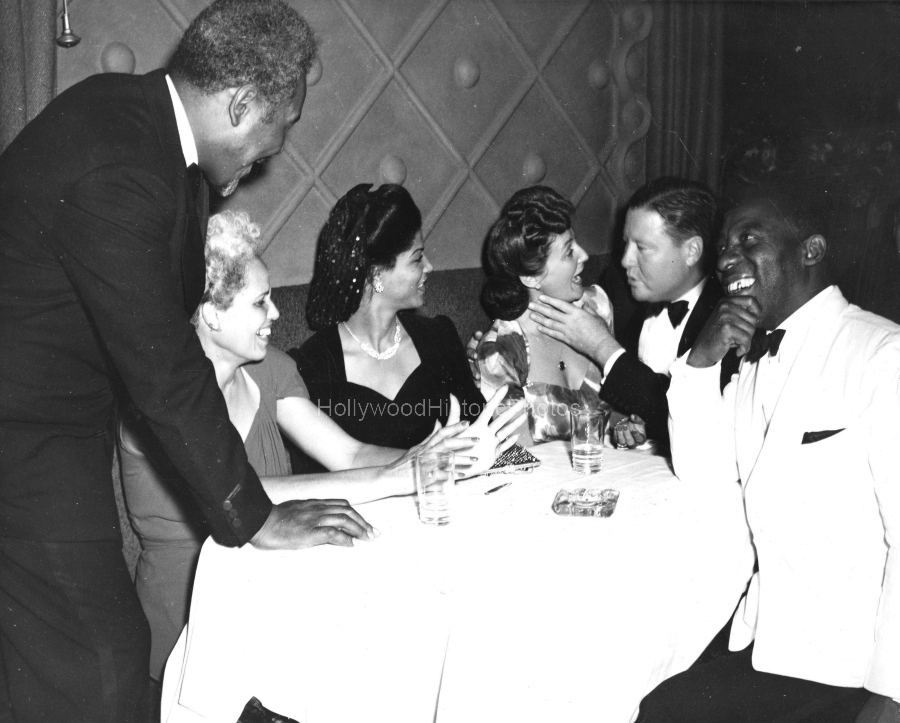 Ciros 1942 Premiere party The Talk of the Town.jpg